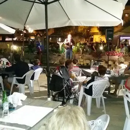 公寓式酒店 La Baia Di Nettuno Il Gatto E La Volpe *