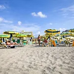 アパートホテル La Baia Di Nettuno Il Gatto E La Volpe