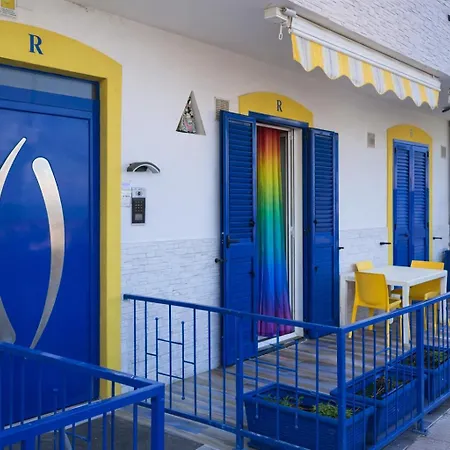 La Baia Di Nettuno Il Gatto E La Volpe Aparthotel Venetico